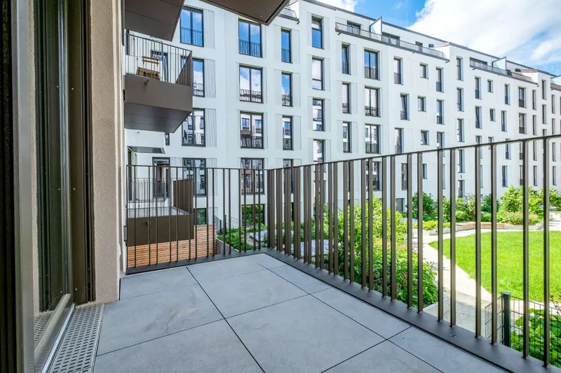 Vorne Stadt - hinten Garten: 2-Zimmerwohnung mitten in Berlin — photo 1
